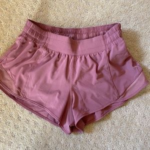Lululemon hotty hot short
